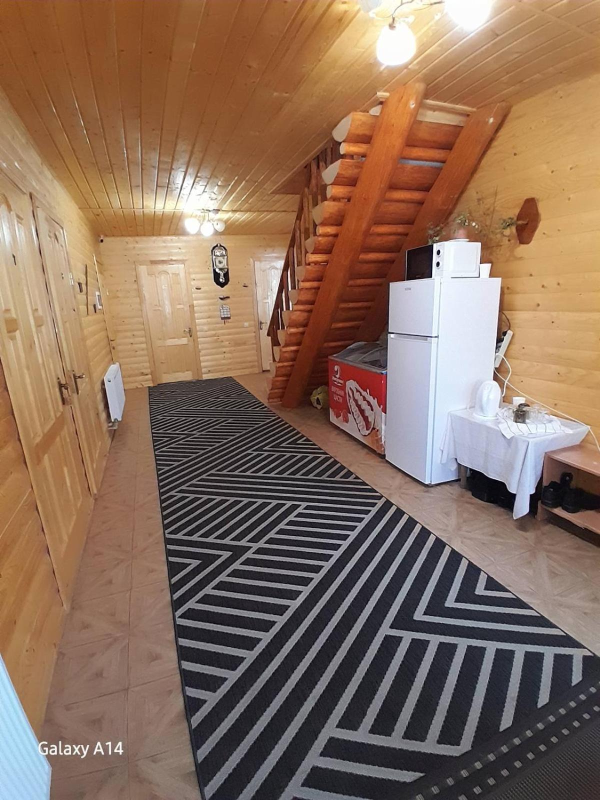 Apartamento Затишні Карпати)) Verkhovyna Exterior foto